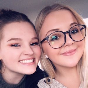 Meet your Posher, Kallene